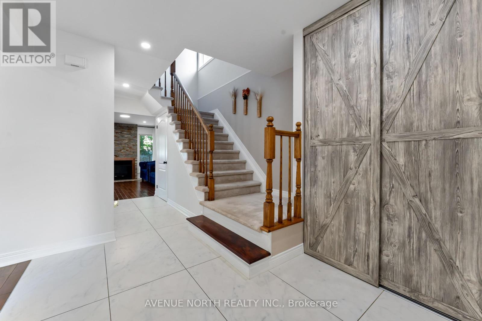33 Sarrazin Way, Ottawa, Ontario  K2J 4A5 - Photo 3 - X12409609