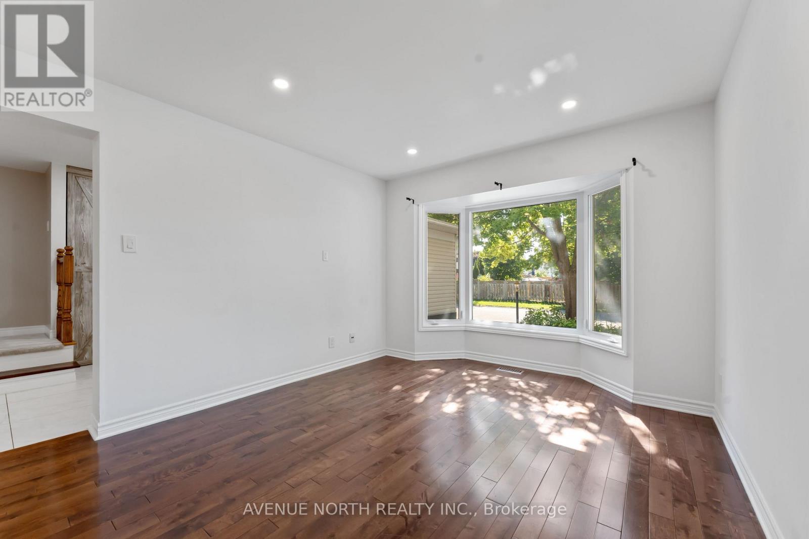 33 Sarrazin Way, Ottawa, Ontario  K2J 4A5 - Photo 5 - X12409609