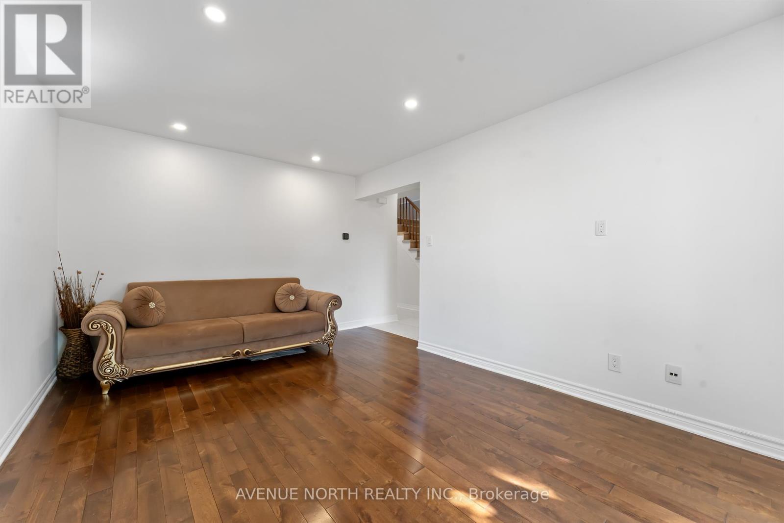 33 Sarrazin Way, Ottawa, Ontario  K2J 4A5 - Photo 6 - X12409609