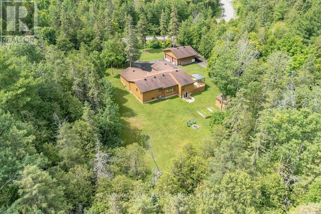 206 Deerwood Drive, Ottawa, Ontario  K0A 2H0 - Photo 41 - X12409662