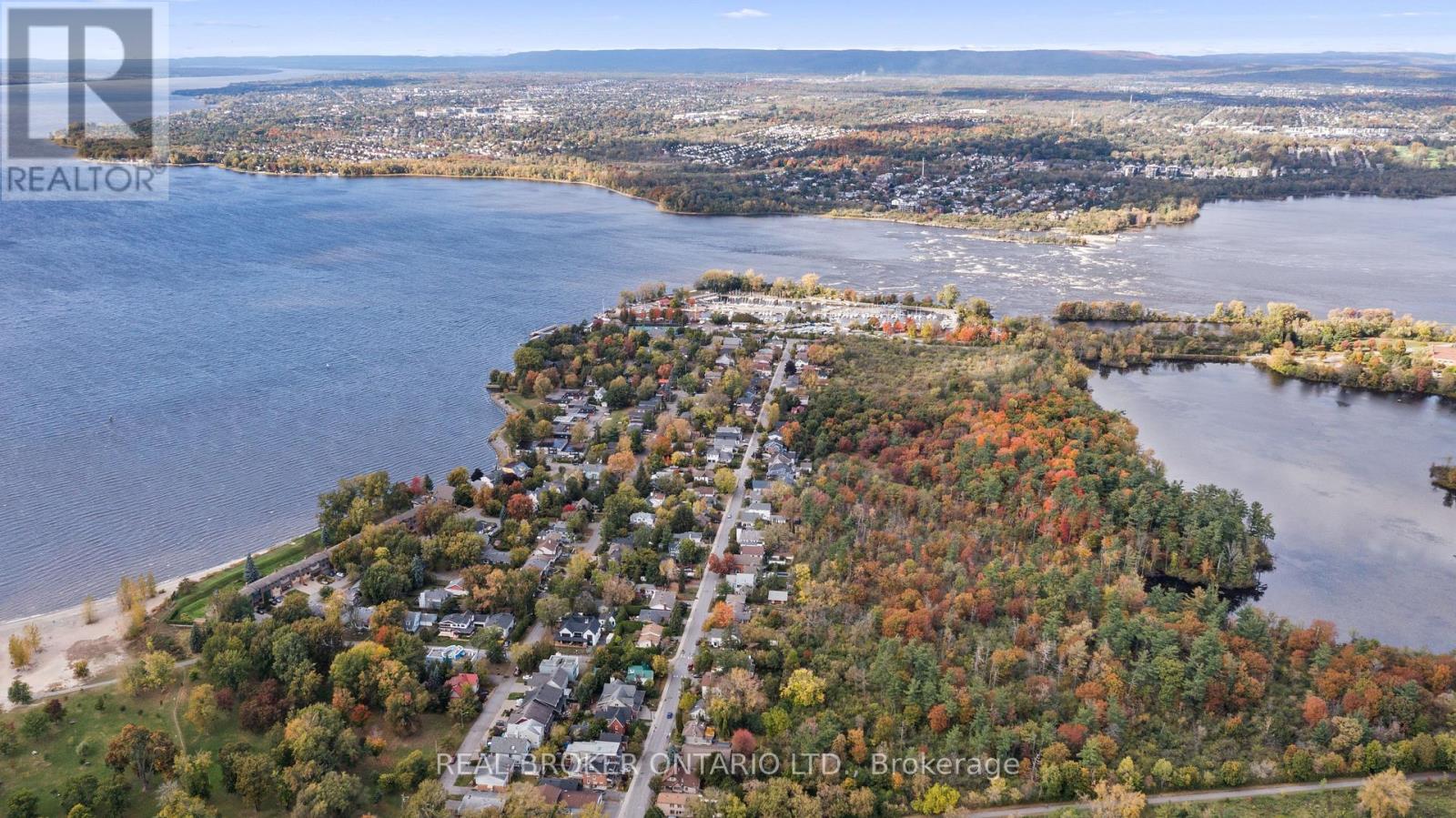 229 Britannia Road, Ottawa, Ontario  K2B 5X1 - Photo 20 - X12409692