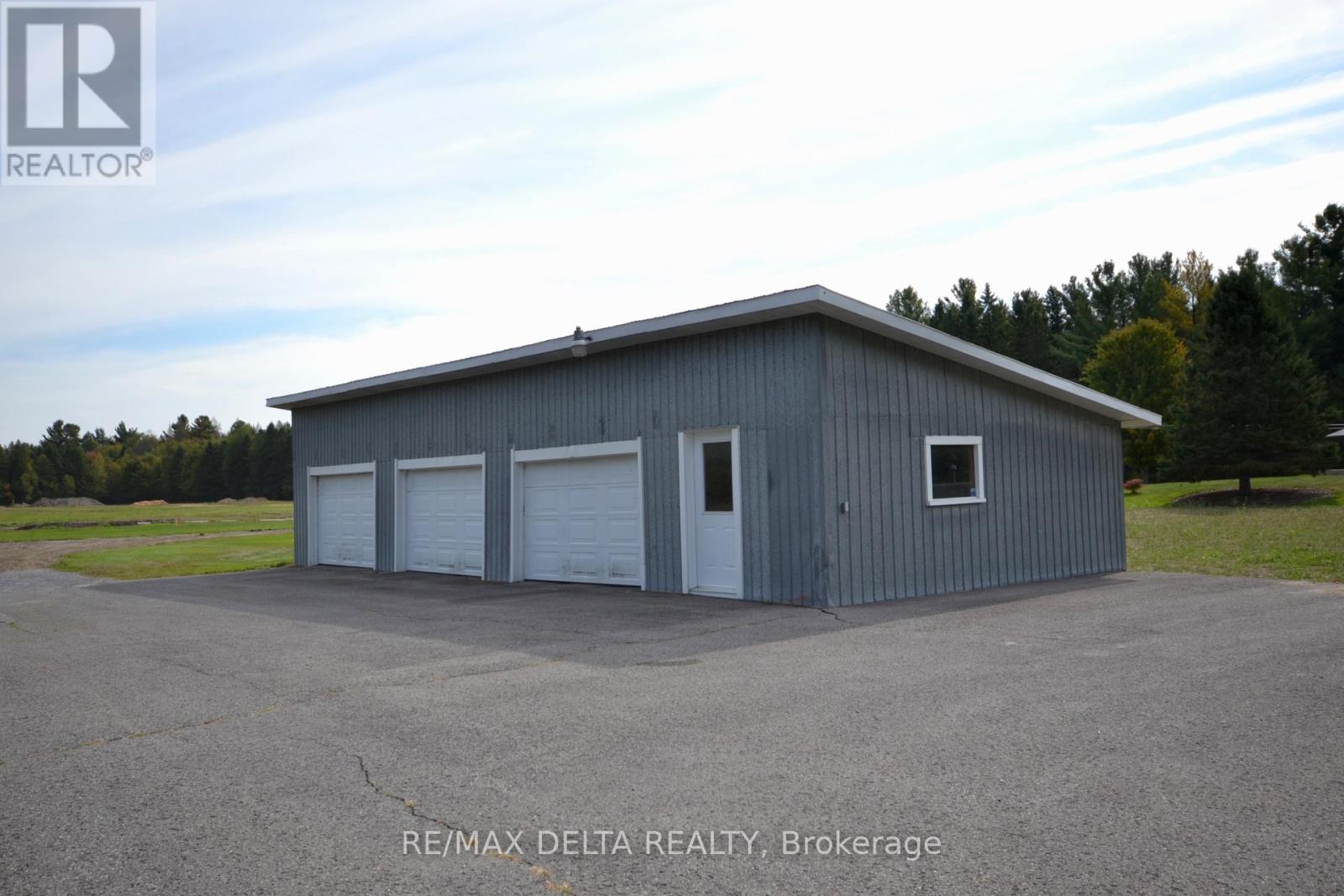 4725 Champlain Street, Clarence-Rockland, Ontario  K0A 1E0 - Photo 16 - X12409704