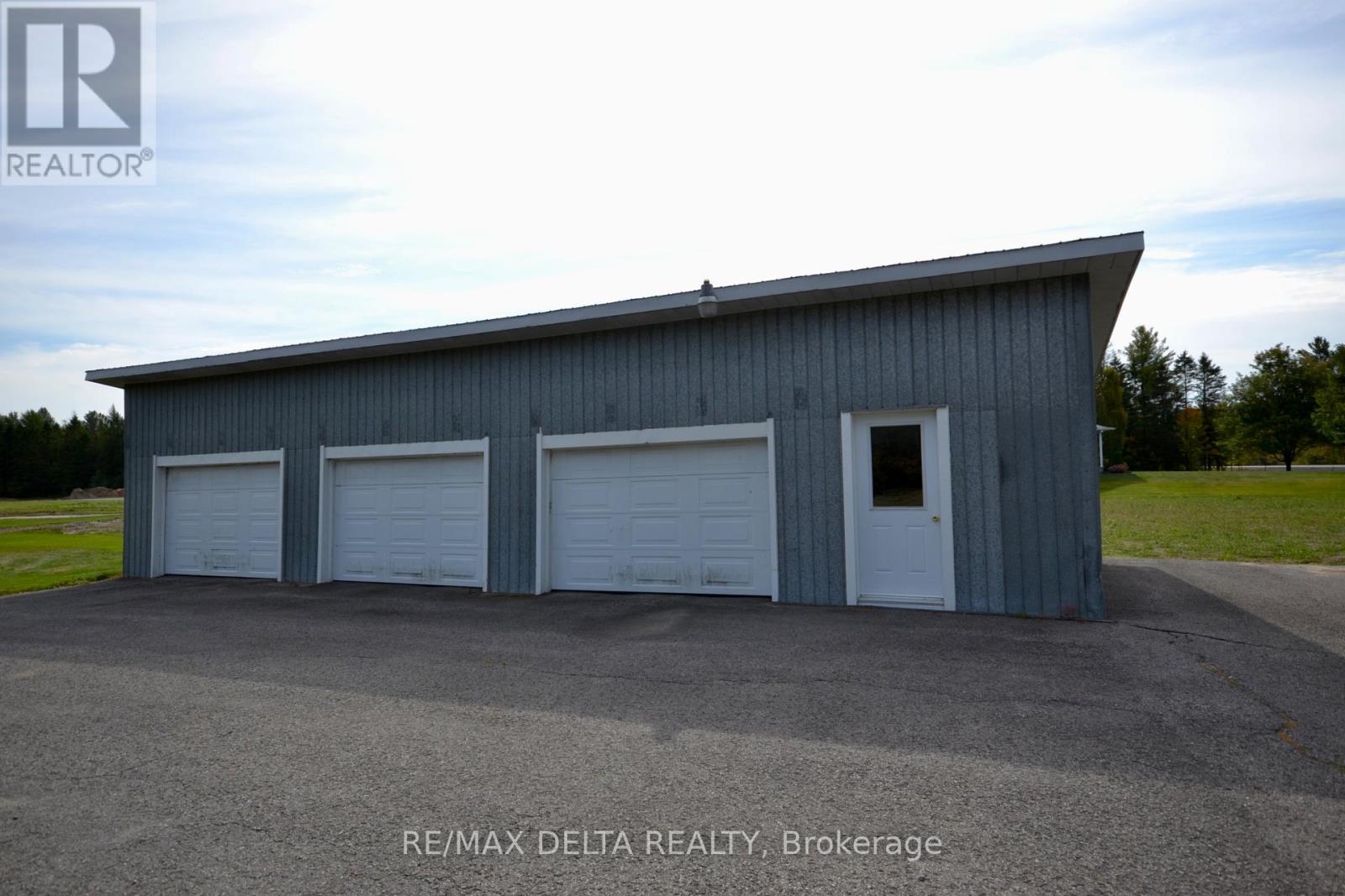4725 Champlain Street, Clarence-Rockland, Ontario  K0A 1E0 - Photo 17 - X12409704