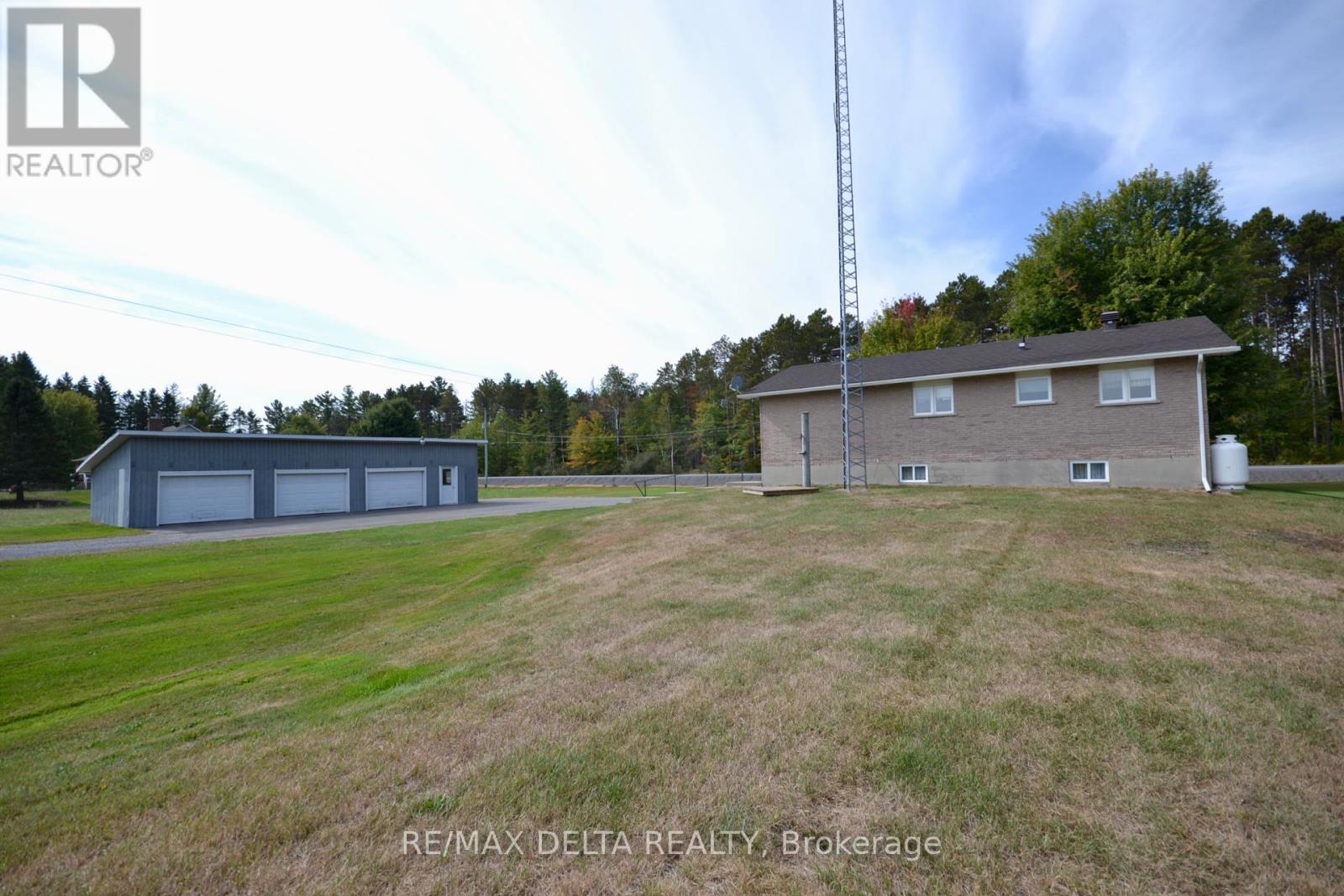 4725 Champlain Street, Clarence-Rockland, Ontario  K0A 1E0 - Photo 18 - X12409704