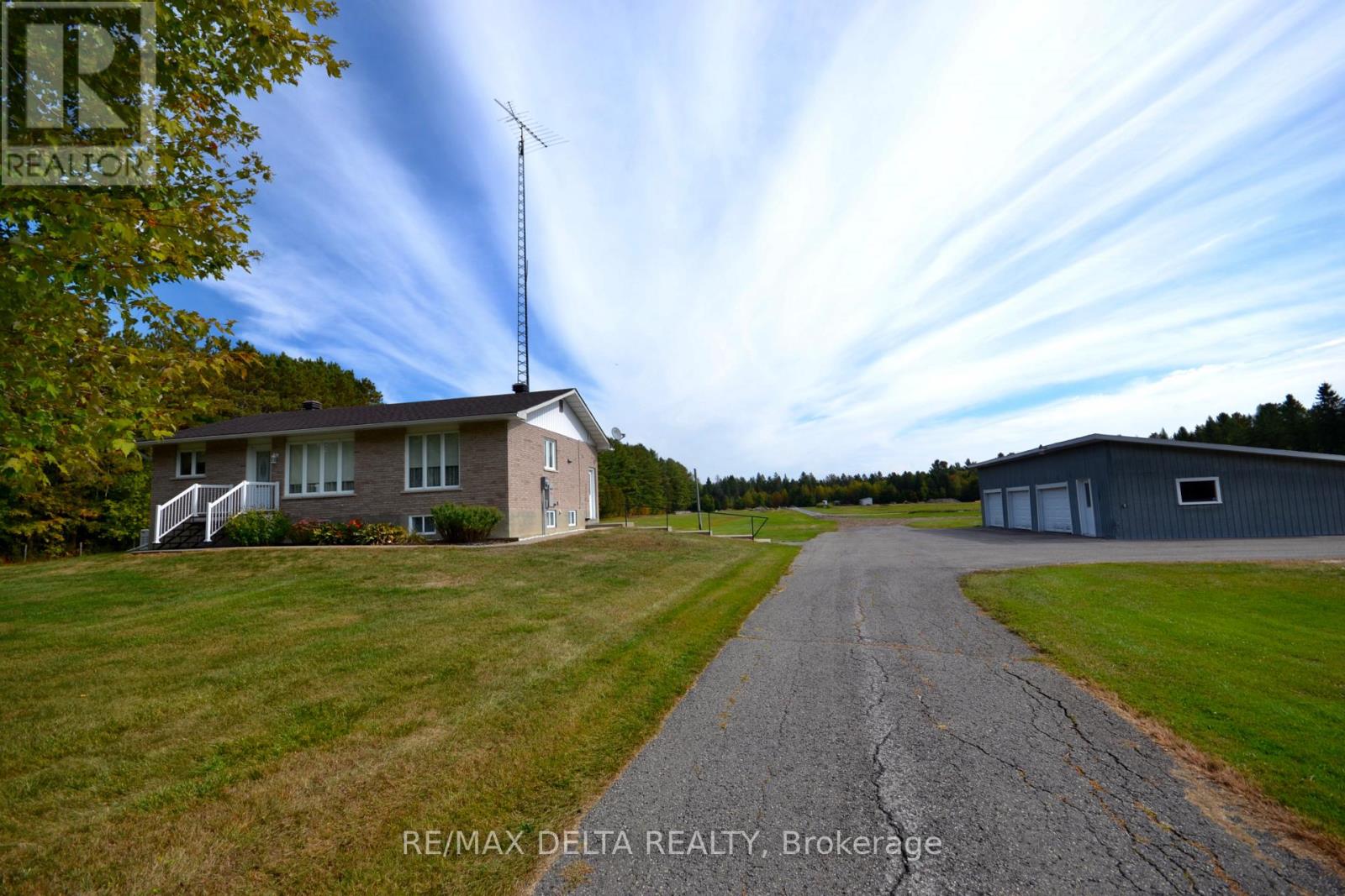 4725 Champlain Street, Clarence-Rockland, Ontario  K0A 1E0 - Photo 21 - X12409704