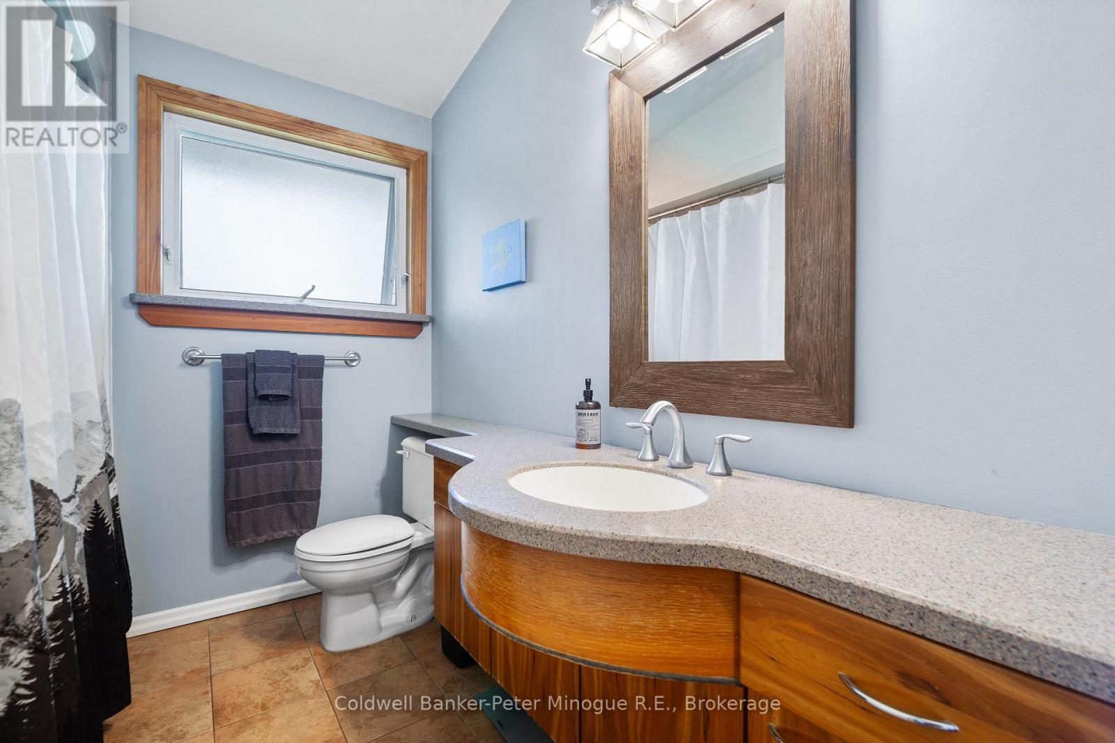 649 Birchwood Road, North Bay, Ontario  P1B 4T4 - Photo 11 - X12409669