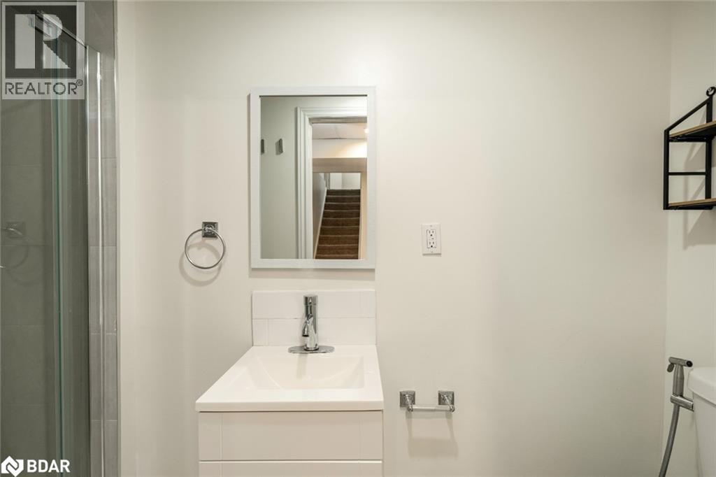 12 Cuthbert Street, Barrie, Ontario  L4N 6X7 - Photo 15 - 40770883