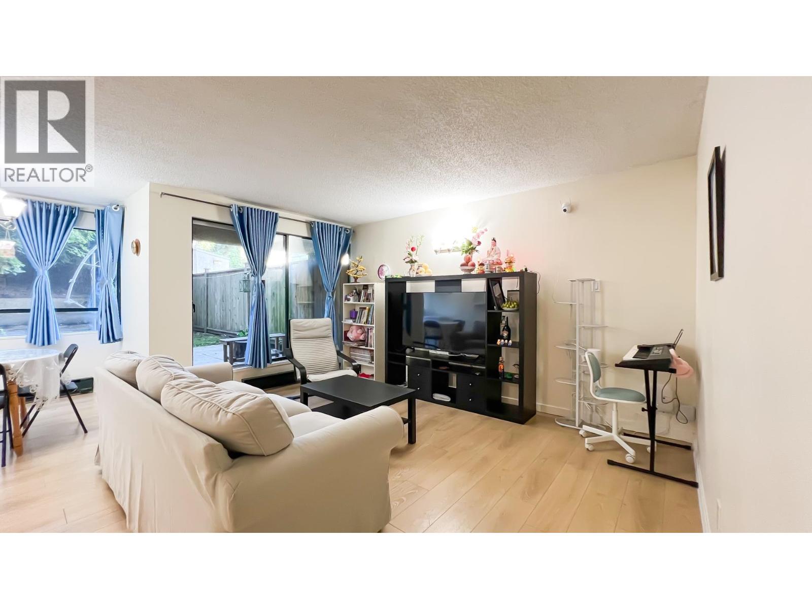 L2 1026 Queens Avenue, New Westminster, British Columbia  V3M 6B2 - Photo 5 - R3048363