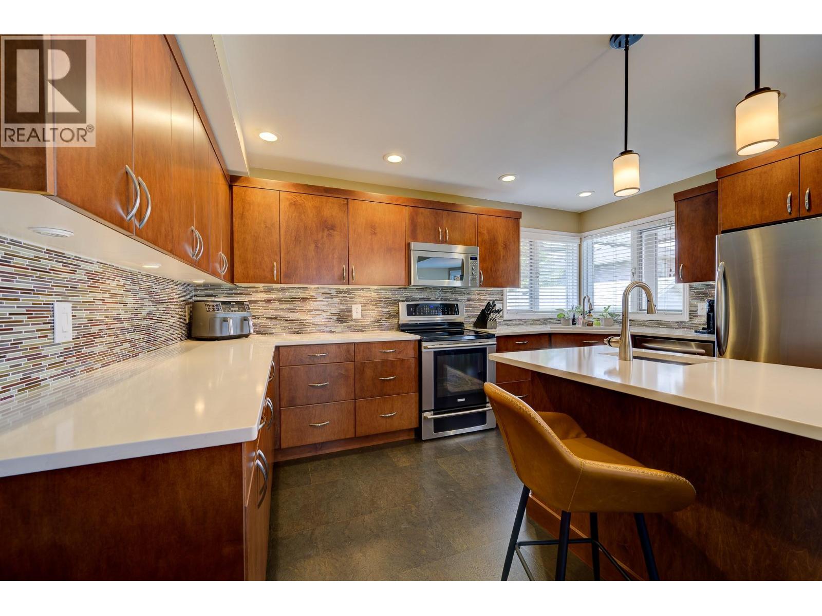 1530 Hartford Avenue, Kamloops, British Columbia  V2B 8J1 - Photo 16 - 10363258