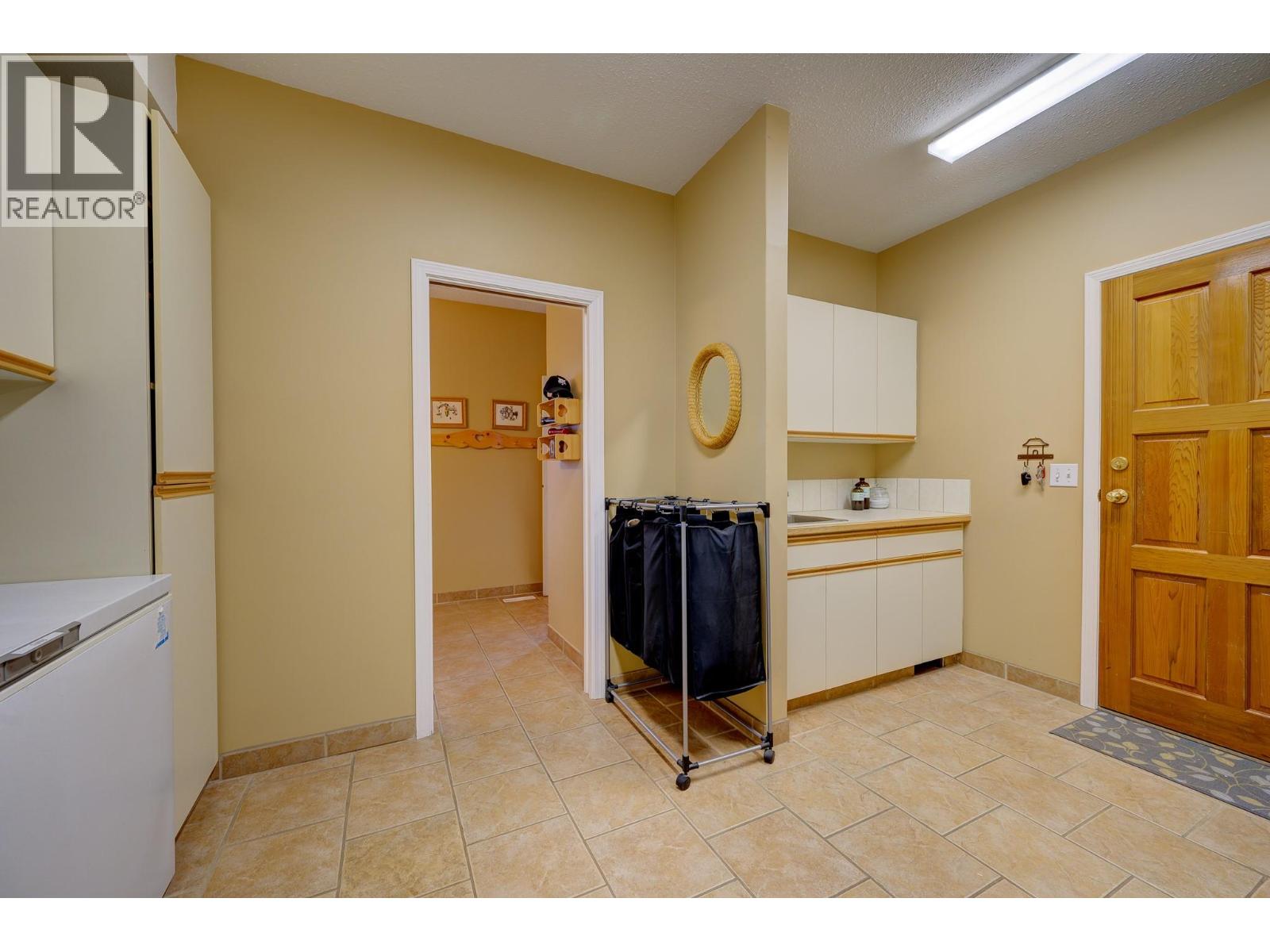1530 Hartford Avenue, Kamloops, British Columbia  V2B 8J1 - Photo 22 - 10363258