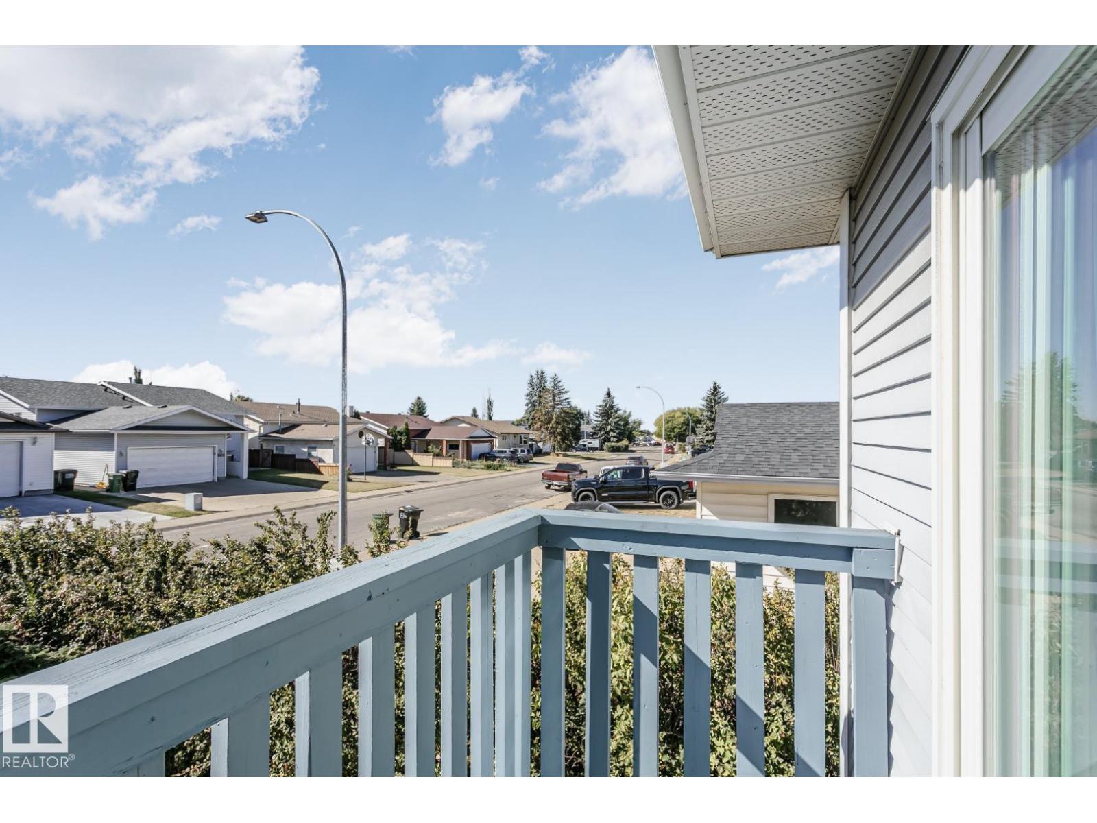 3520 33 Av Nw, Edmonton, Alberta  T6L 5G6 - Photo 10 - E4458124