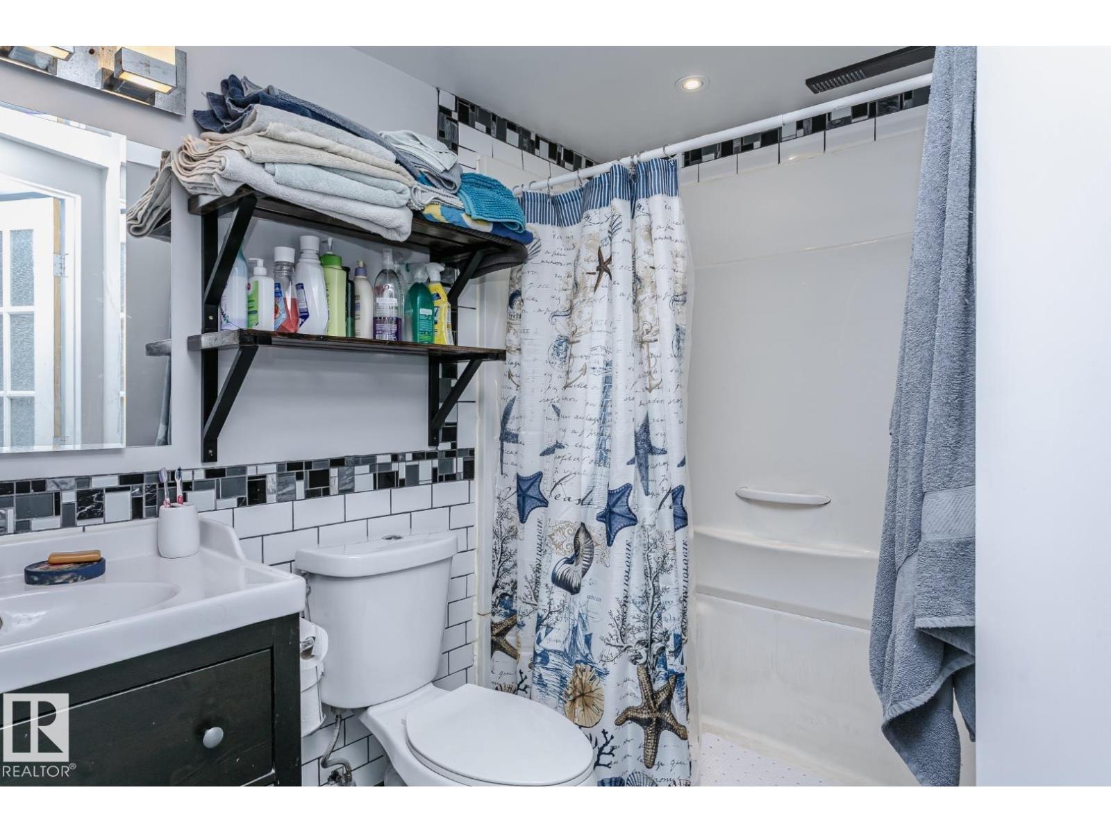 3520 33 Av Nw, Edmonton, Alberta  T6L 5G6 - Photo 31 - E4458124