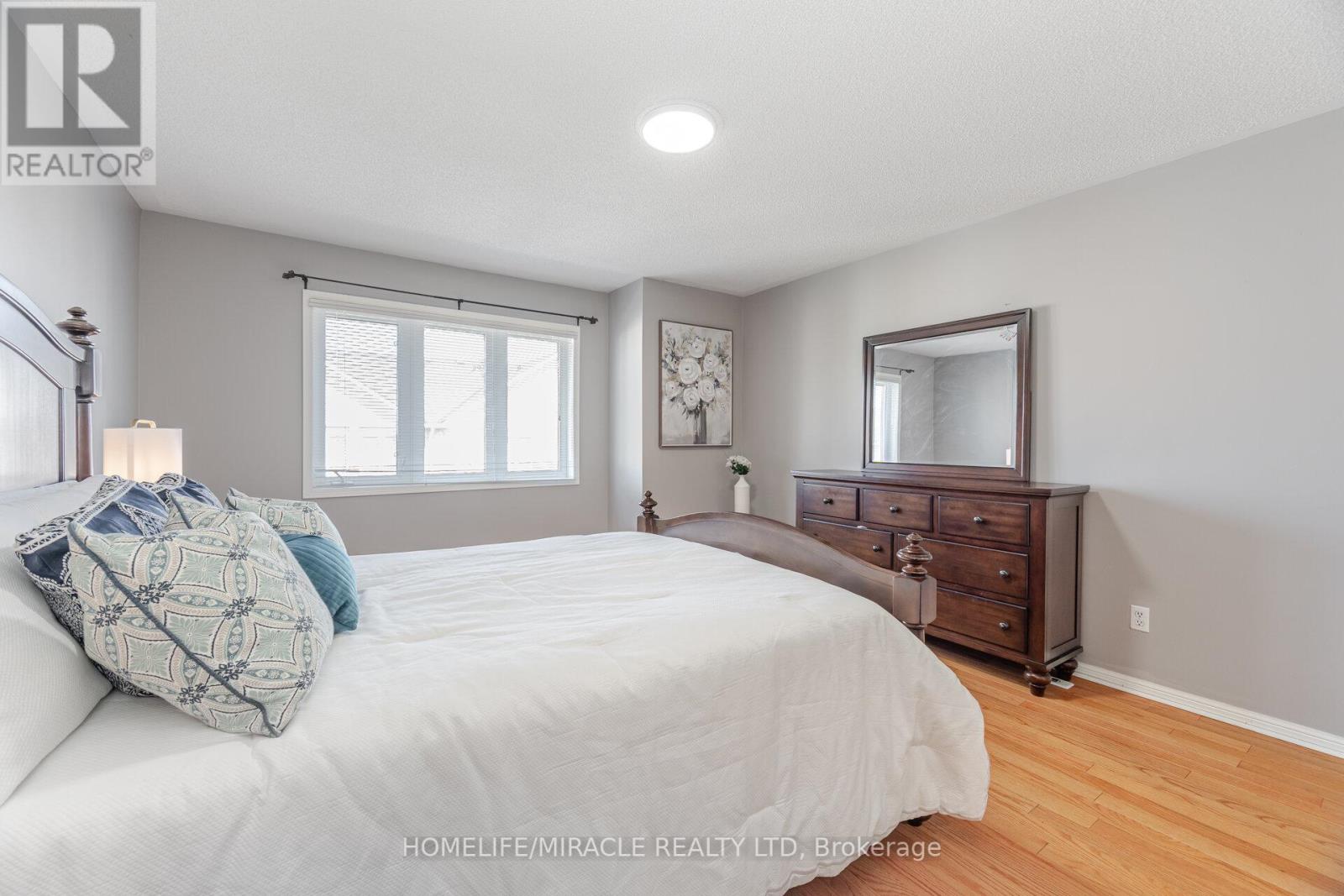 32 - 83 Mondeo Drive, Toronto (Malvern), Ontario  M1P 5B6 - Photo 9 - E12409454