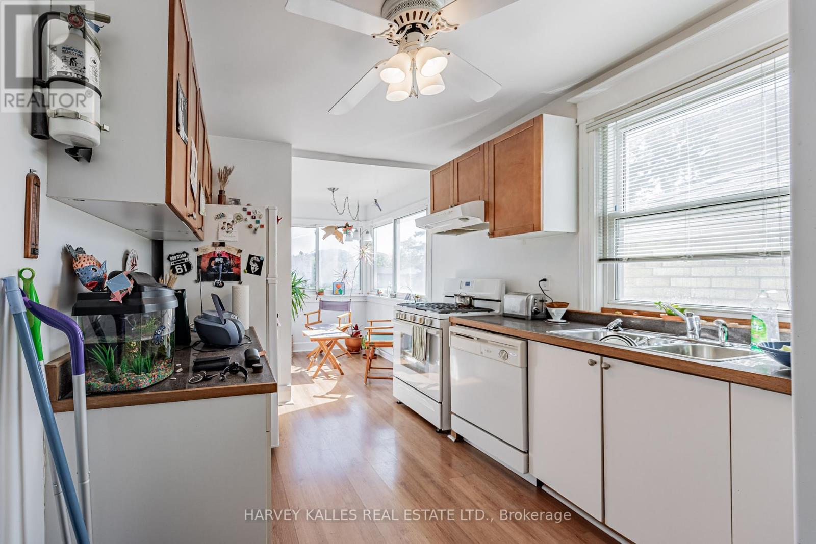 121 Blantyre Avenue, Toronto, Ontario  M1N 2R6 - Photo 15 - E12409510
