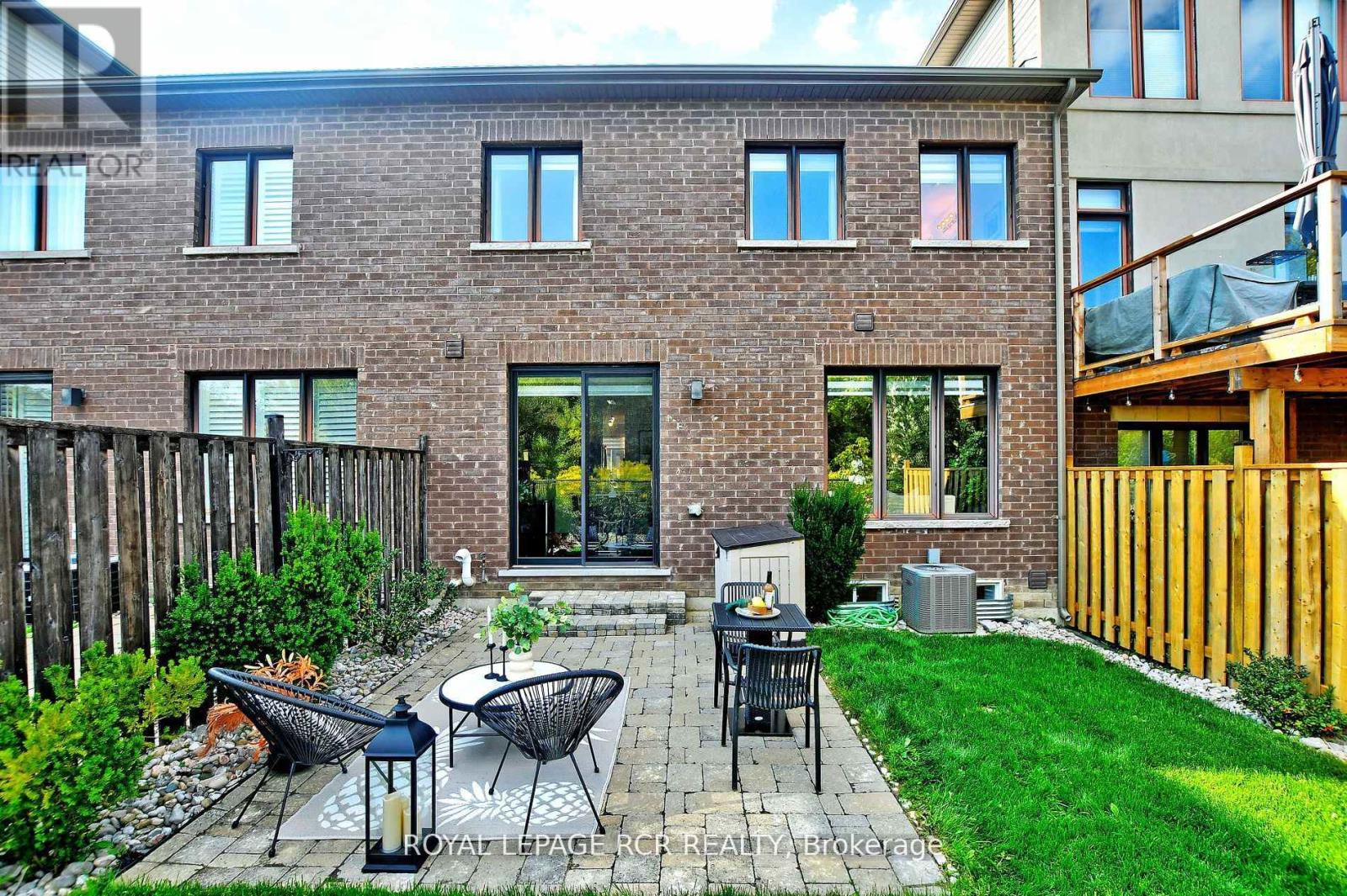 65 Anchusa Drive, Richmond Hill, Ontario  L4E 1C6 - Photo 32 - N12409461