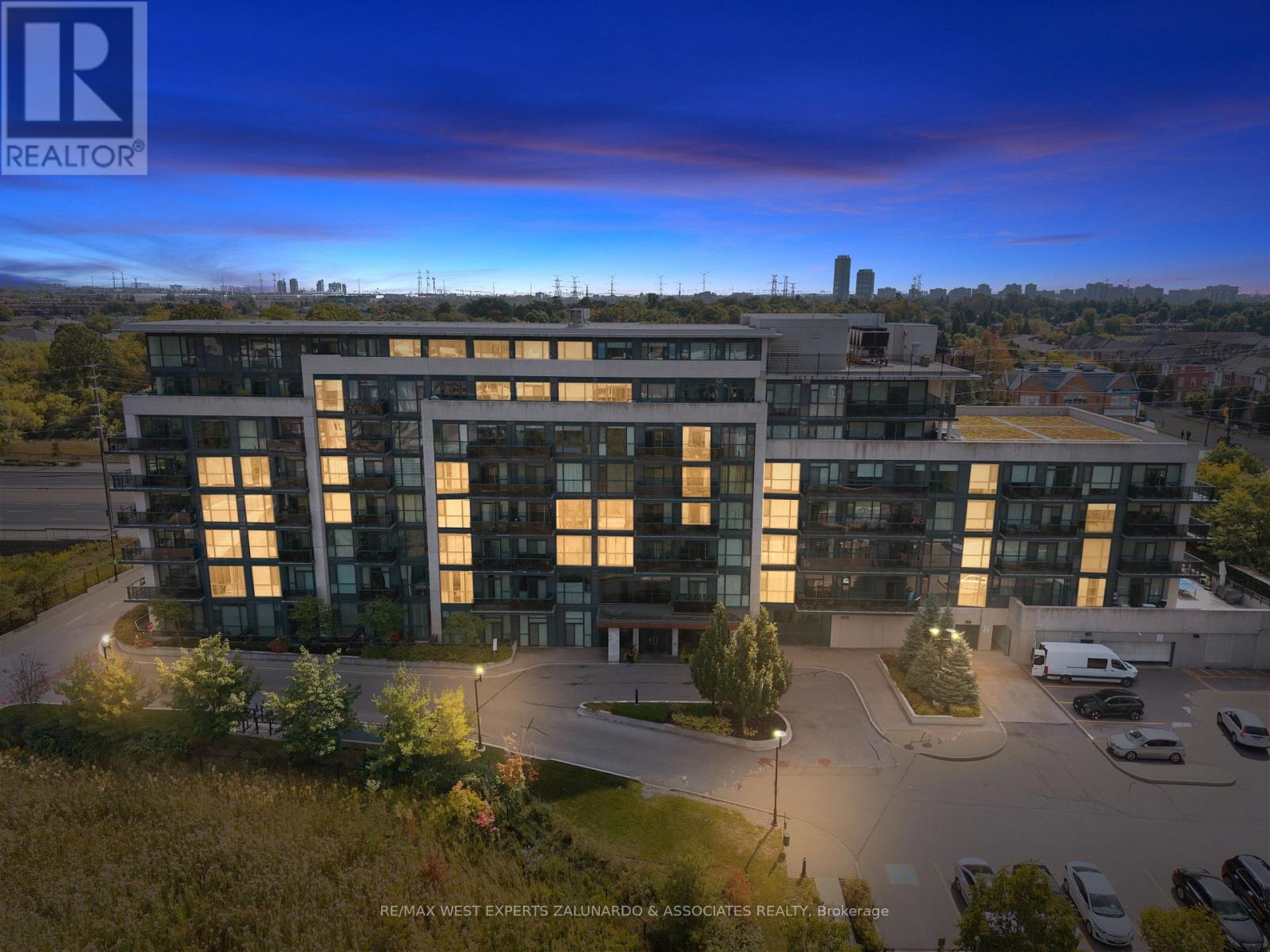 412 - 4700 HIGHWAY 7 ROAD, Vaughan, Ontario