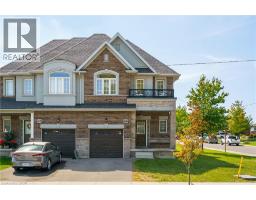 60 BOBOLINK Road, Hamilton, Ontario