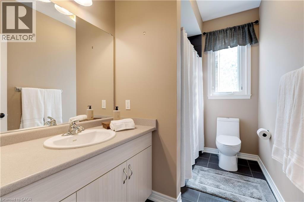 17 Manorwood Drive, Smithville, Ontario  L0R 2A0 - Photo 9 - 40770408