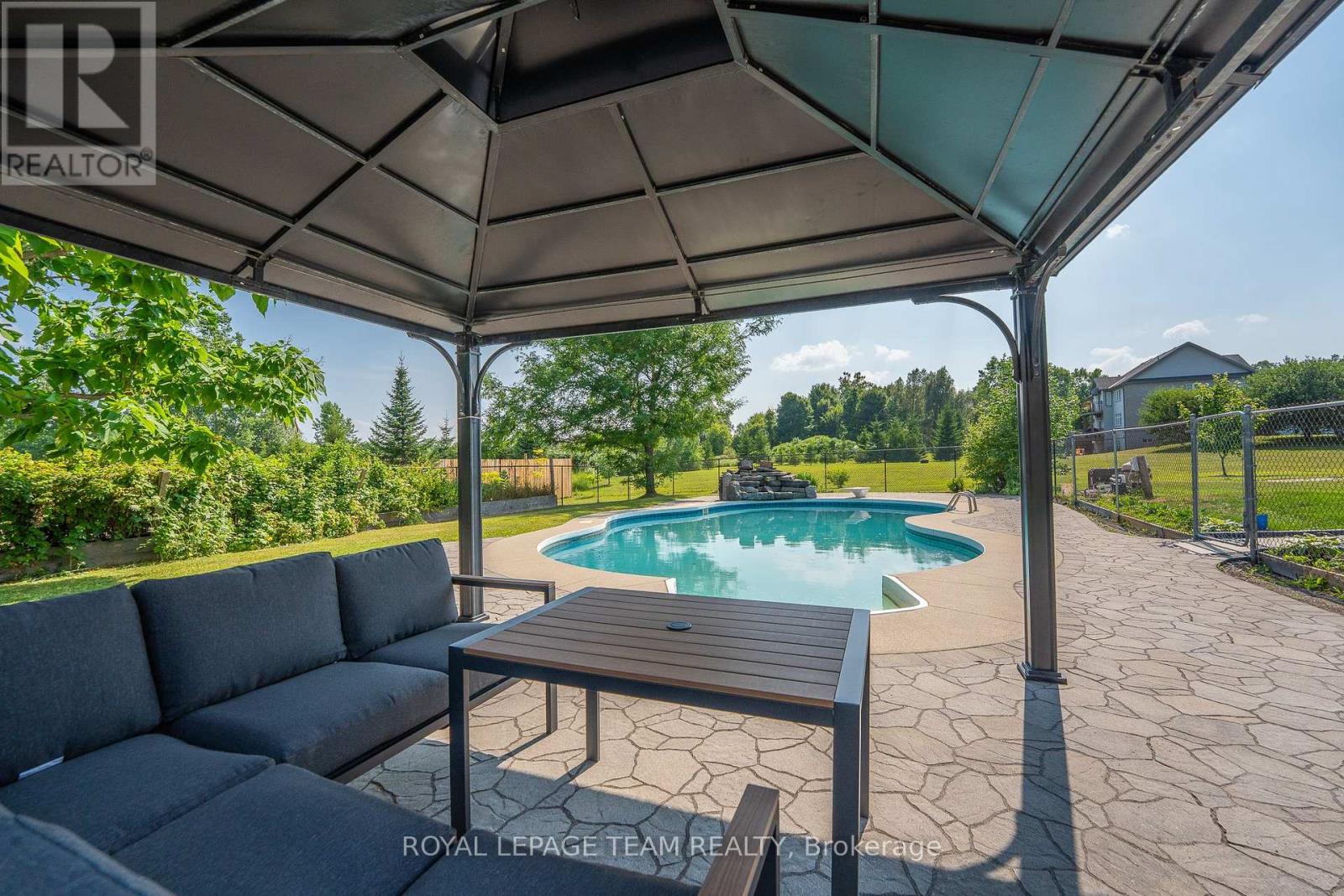 7474 Mitch Owens Road, Ottawa, Ontario  K4P 1K9 - Photo 47 - X12408226