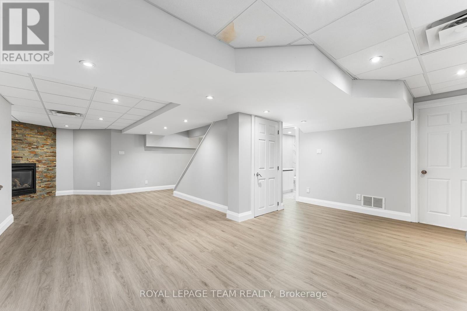7474 Mitch Owens Road, Ottawa, Ontario  K4P 1K9 - Photo 37 - X12408226