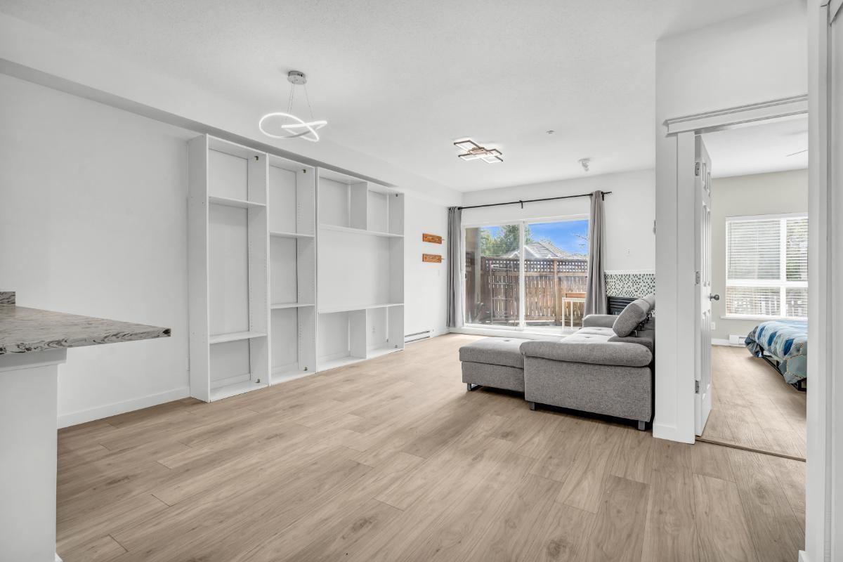 211 12083 92a Avenue, Surrey, British Columbia  V3V 8C8 - Photo 16 - R3049067