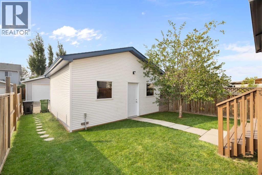 35 Royal Birch Road Nw, Calgary, Alberta  T3G 5K5 - Photo 19 - A2255315