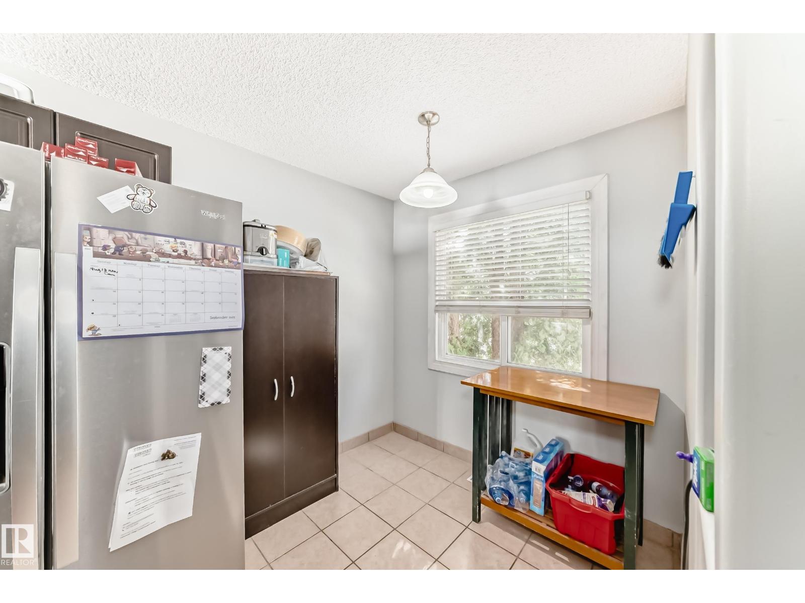53 Lakewood Vg Nw, Edmonton, Alberta  T6K 2B3 - Photo 12 - E4458125