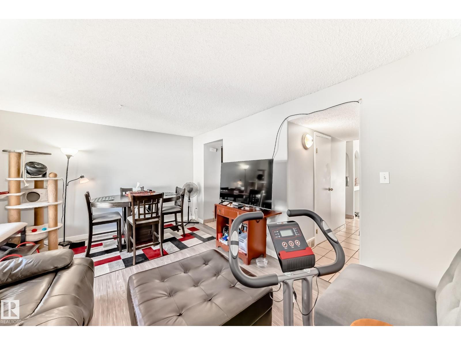 53 Lakewood Vg Nw, Edmonton, Alberta  T6K 2B3 - Photo 15 - E4458125