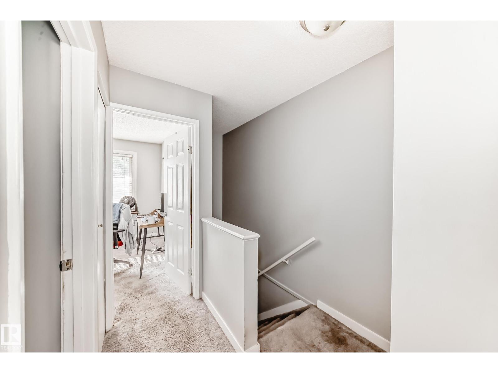 53 Lakewood Vg Nw, Edmonton, Alberta  T6K 2B3 - Photo 30 - E4458125