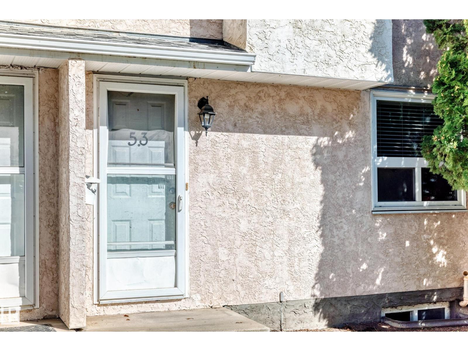 53 Lakewood Vg Nw, Edmonton, Alberta  T6K 2B3 - Photo 4 - E4458125