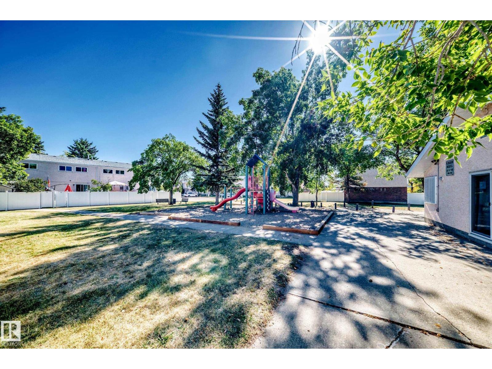53 Lakewood Vg Nw, Edmonton, Alberta  T6K 2B3 - Photo 41 - E4458125