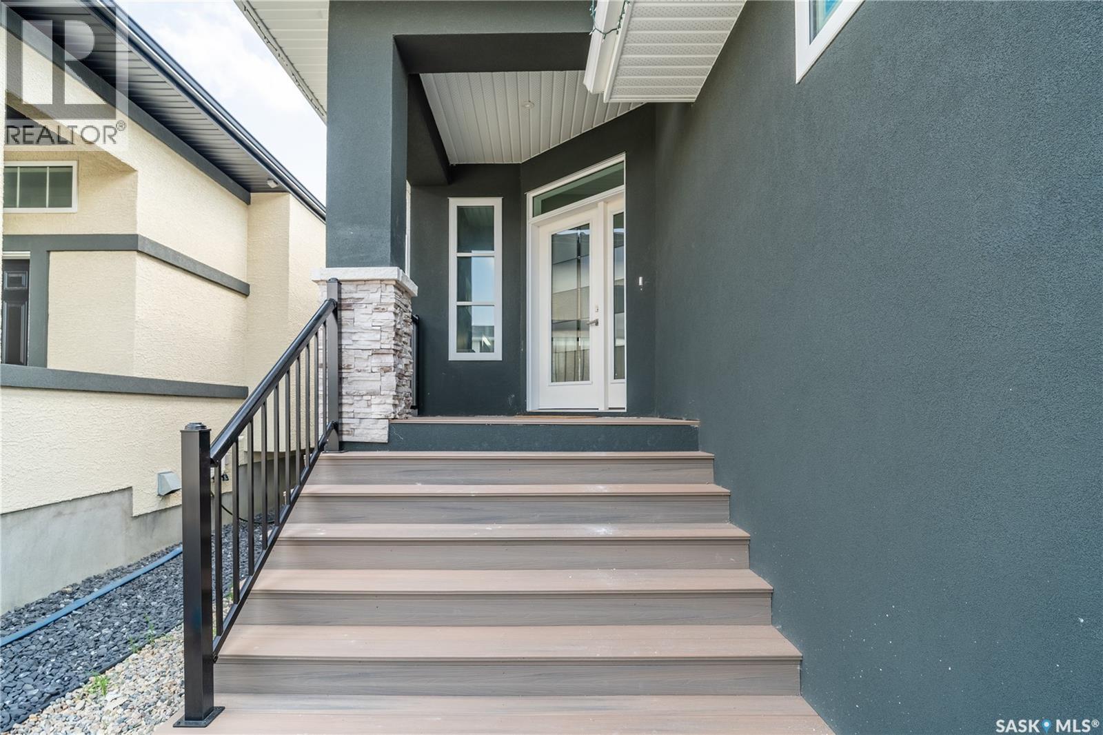4829 E Keller Avenue, Regina, Saskatchewan  S4V 3S6 - Photo 4 - SK018629