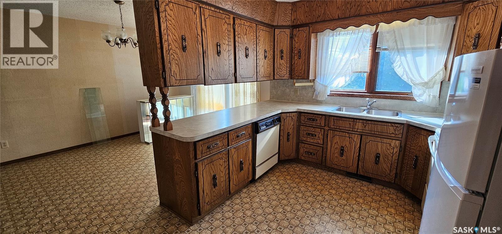 28 Kennedy Street, Mistatim, Saskatchewan  S0E 1B0 - Photo 10 - SK018619