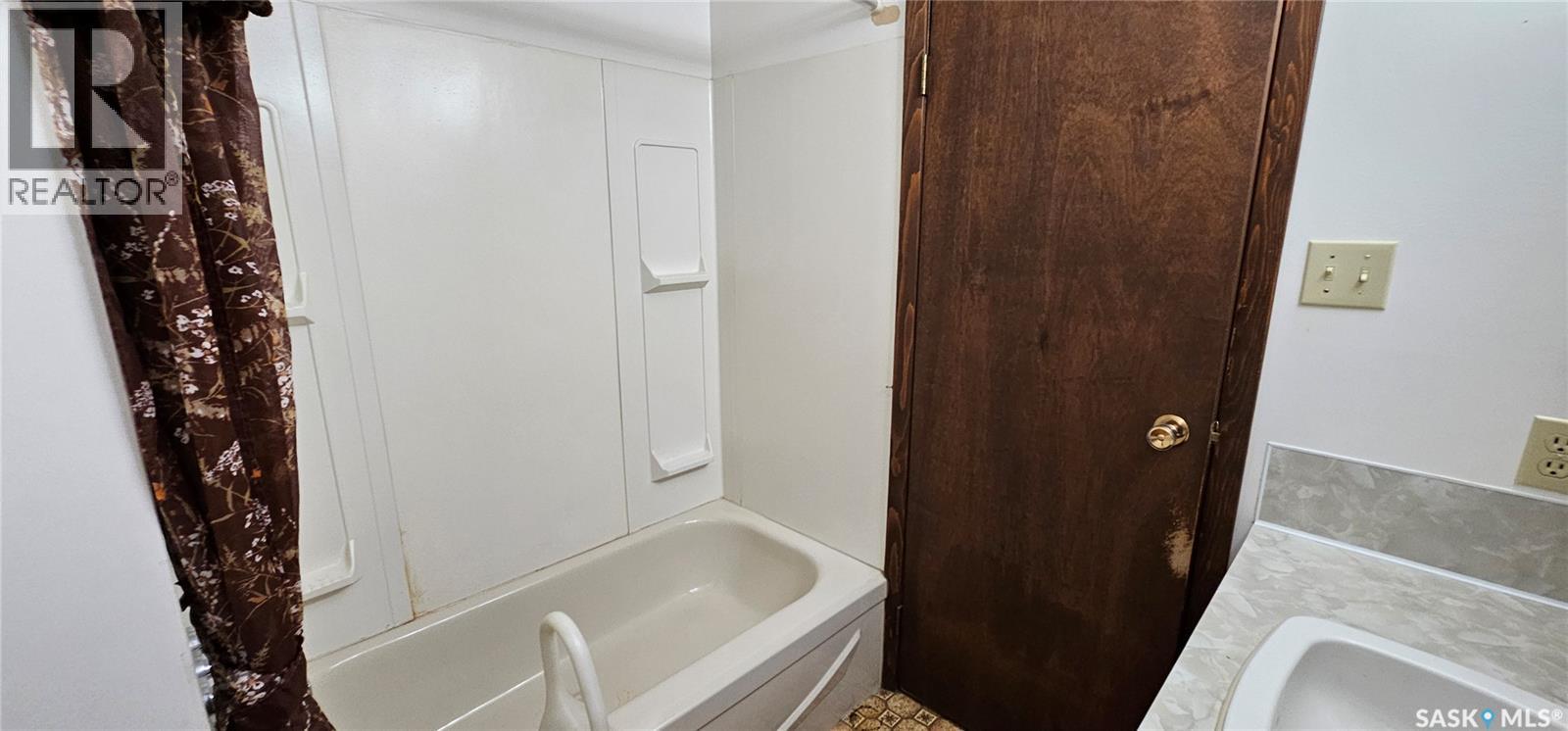 28 Kennedy Street, Mistatim, Saskatchewan  S0E 1B0 - Photo 17 - SK018619