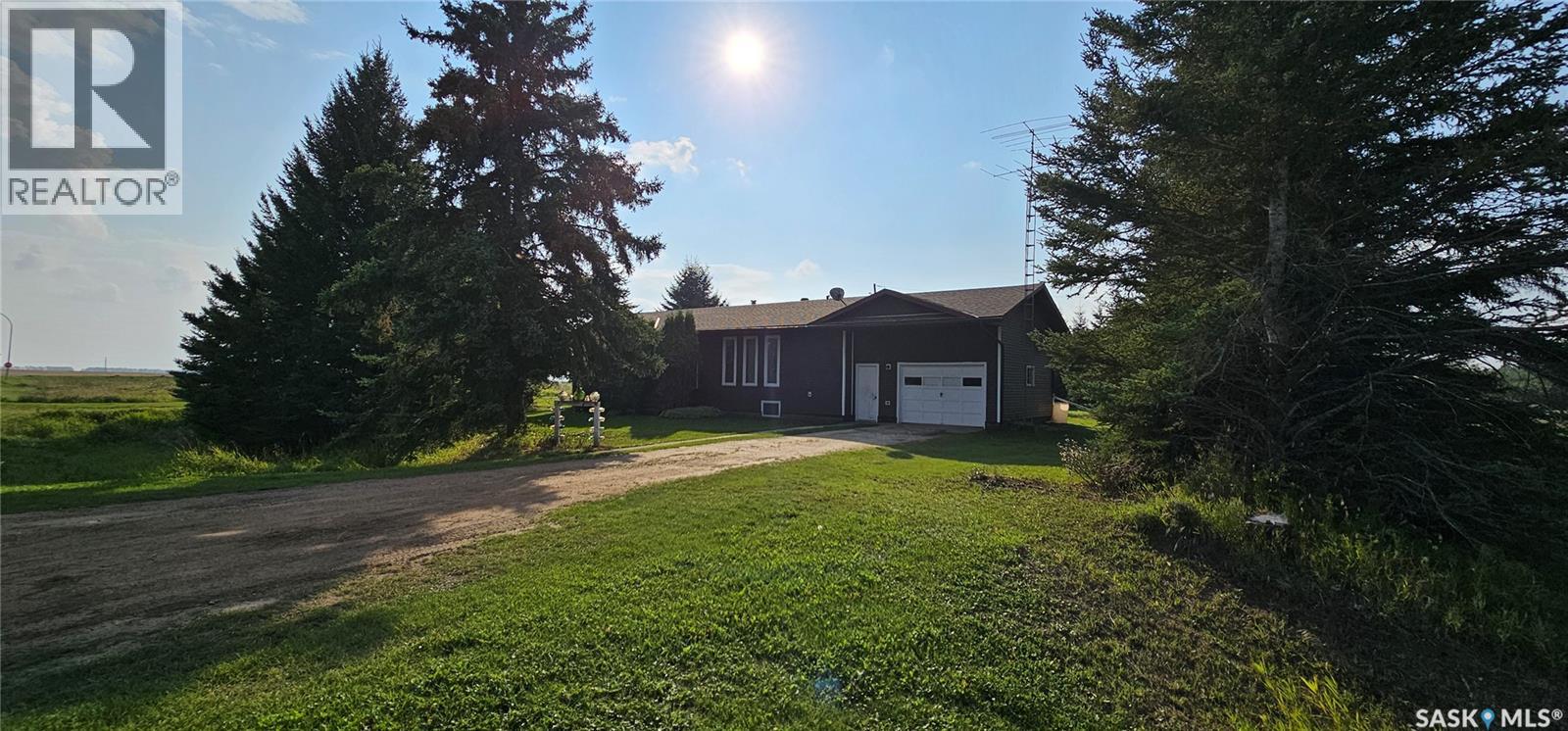 28 Kennedy Street, Mistatim, Saskatchewan  S0E 1B0 - Photo 2 - SK018619
