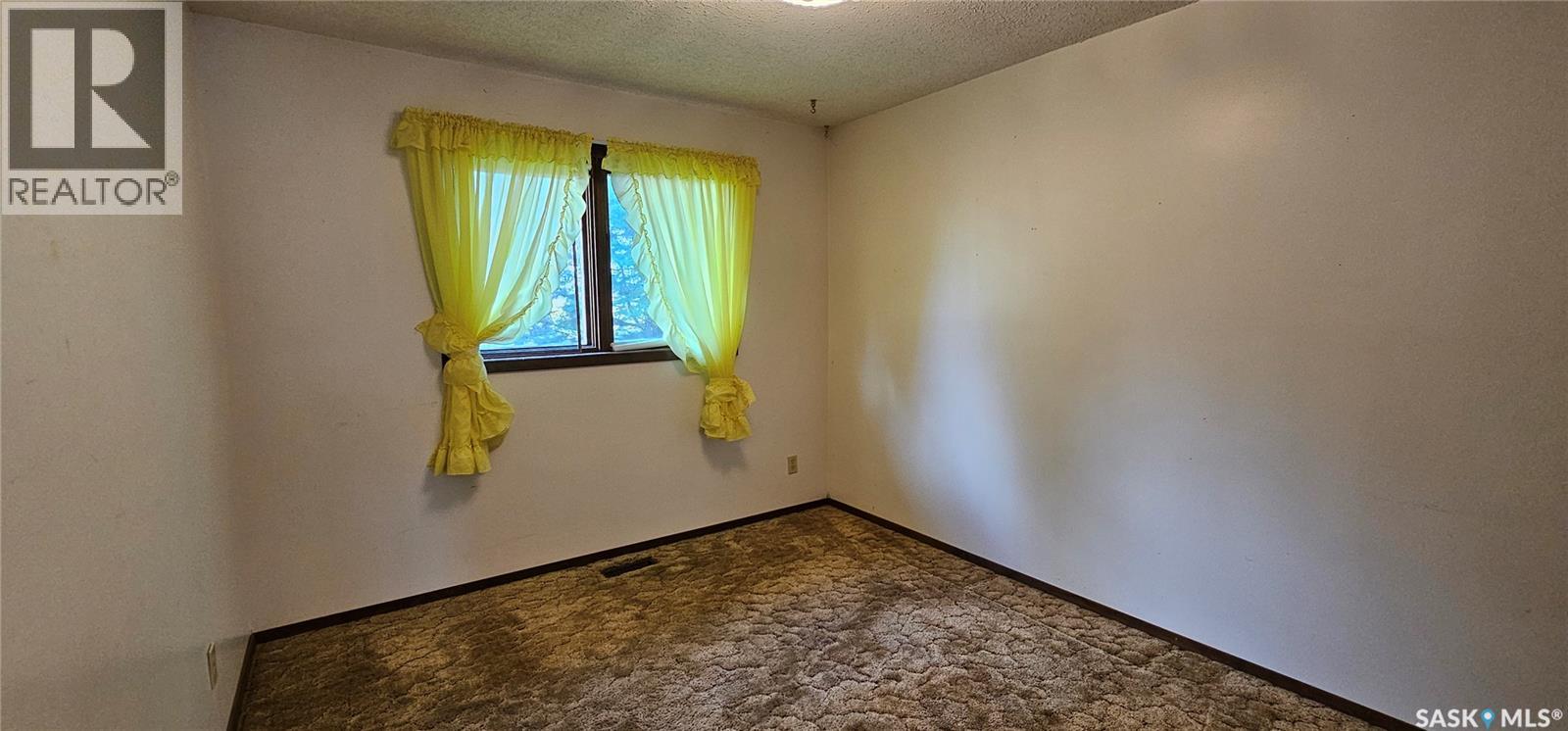 28 Kennedy Street, Mistatim, Saskatchewan  S0E 1B0 - Photo 23 - SK018619