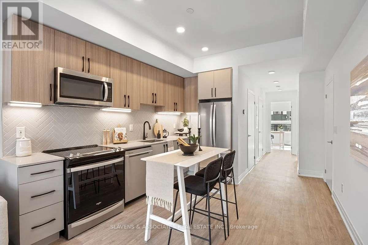 23 - 15 Brenthall Avenue, Toronto, Ontario  M2R 1W1 - Photo 5 - C12409560