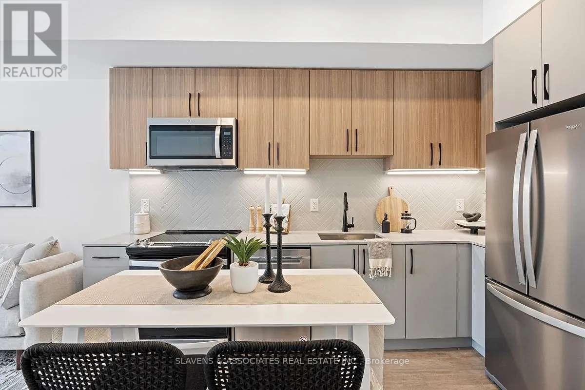 23 - 15 Brenthall Avenue, Toronto, Ontario  M2R 1W1 - Photo 6 - C12409560