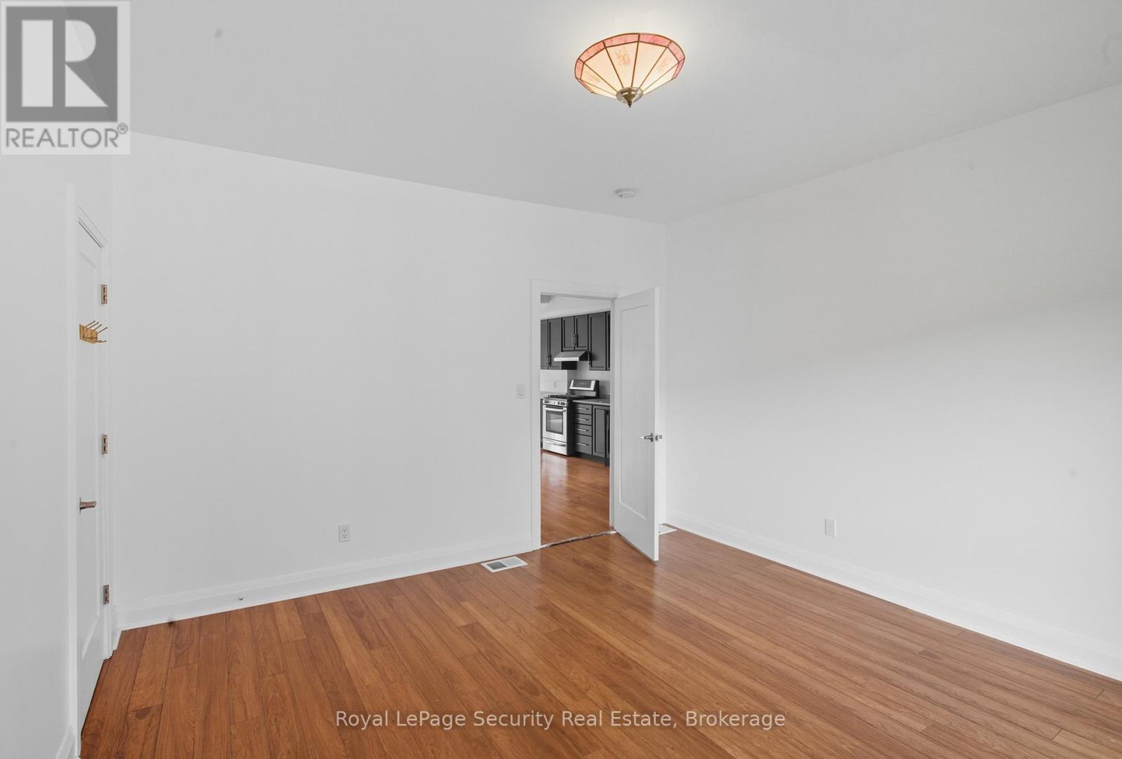 226 Lauder Avenue, Toronto, Ontario  M6E 3H4 - Photo 13 - C12409580