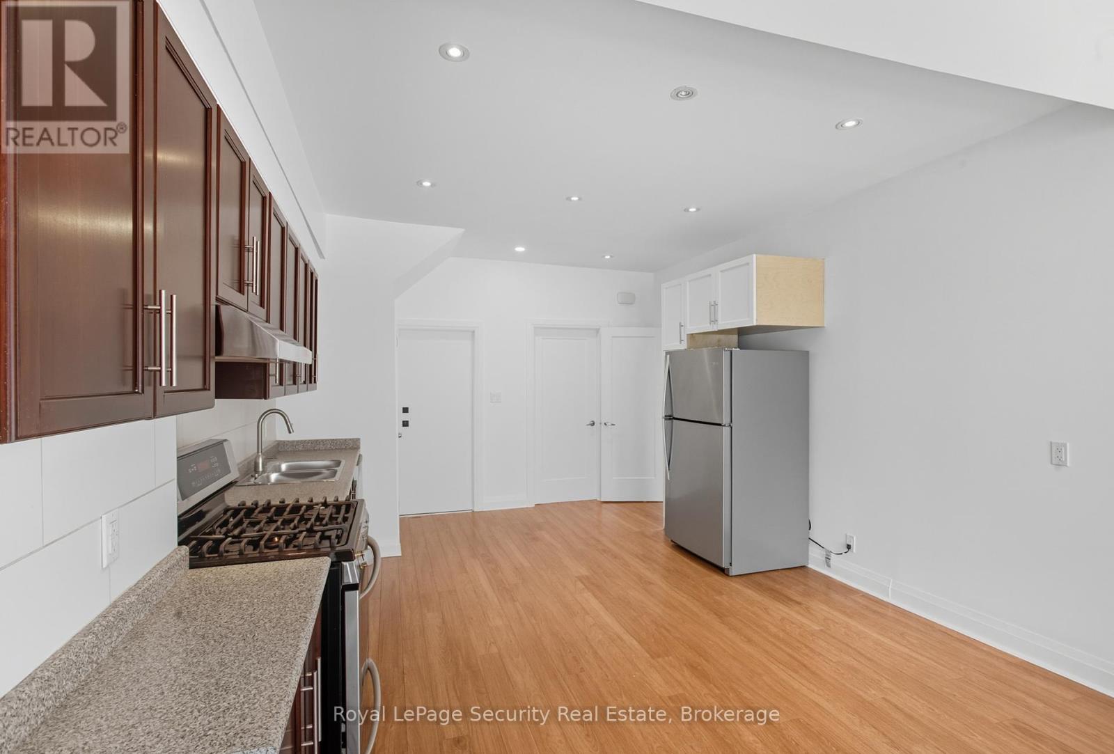 226 Lauder Avenue, Toronto, Ontario  M6E 3H4 - Photo 7 - C12409580