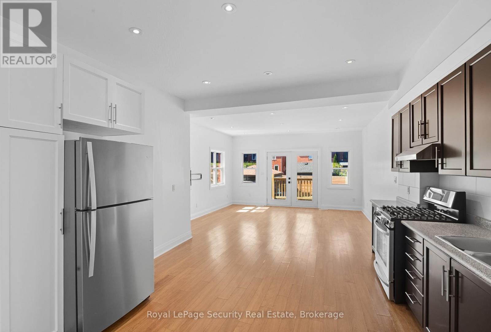 226 Lauder Avenue, Toronto, Ontario  M6E 3H4 - Photo 9 - C12409580