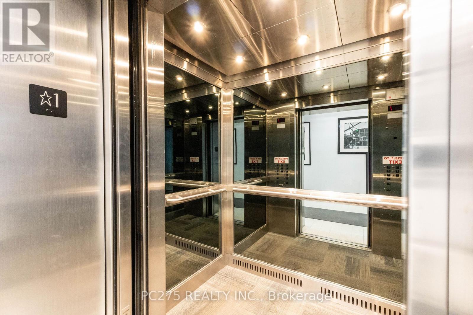 708 - 120 Eglinton Avenue E, Toronto, Ontario  M4P 1E2 - Photo 10 - C12409598