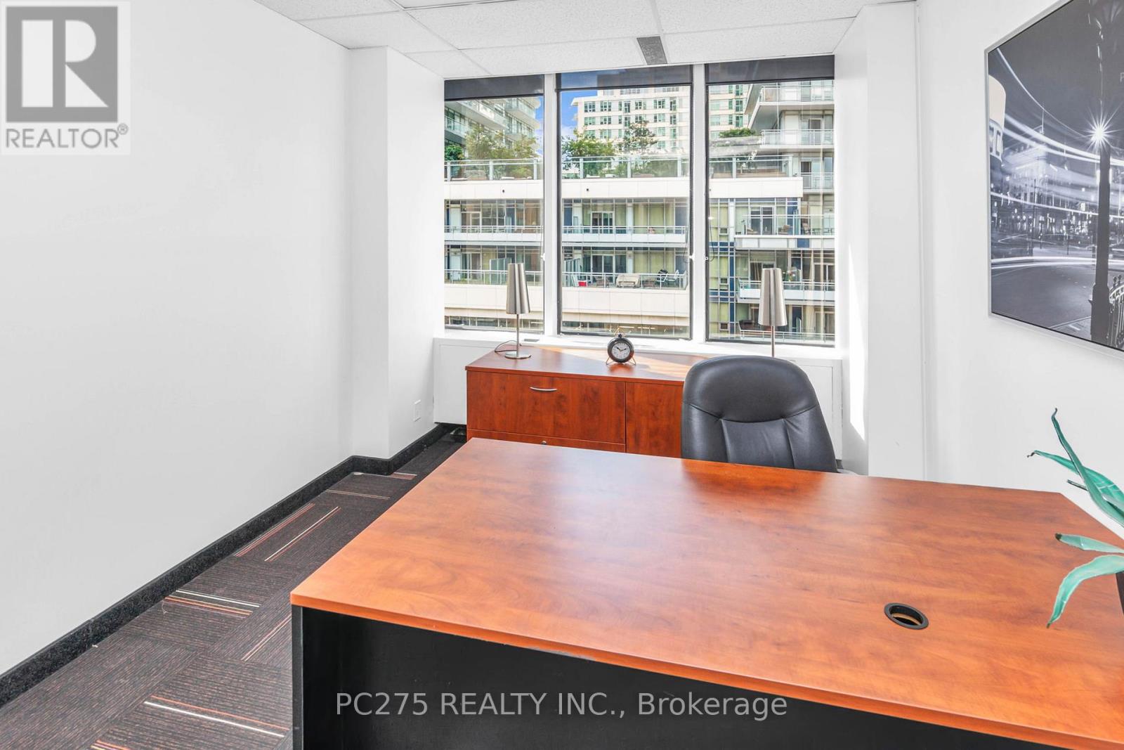 708 - 120 Eglinton Avenue E, Toronto, Ontario  M4P 1E2 - Photo 16 - C12409598