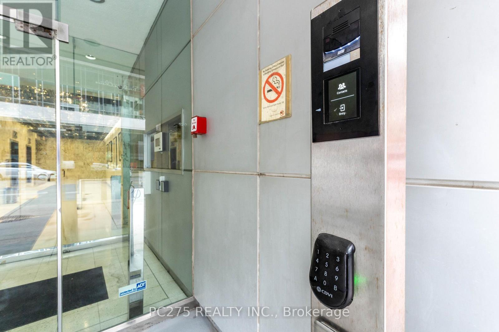 708 - 120 Eglinton Avenue E, Toronto, Ontario  M4P 1E2 - Photo 7 - C12409598