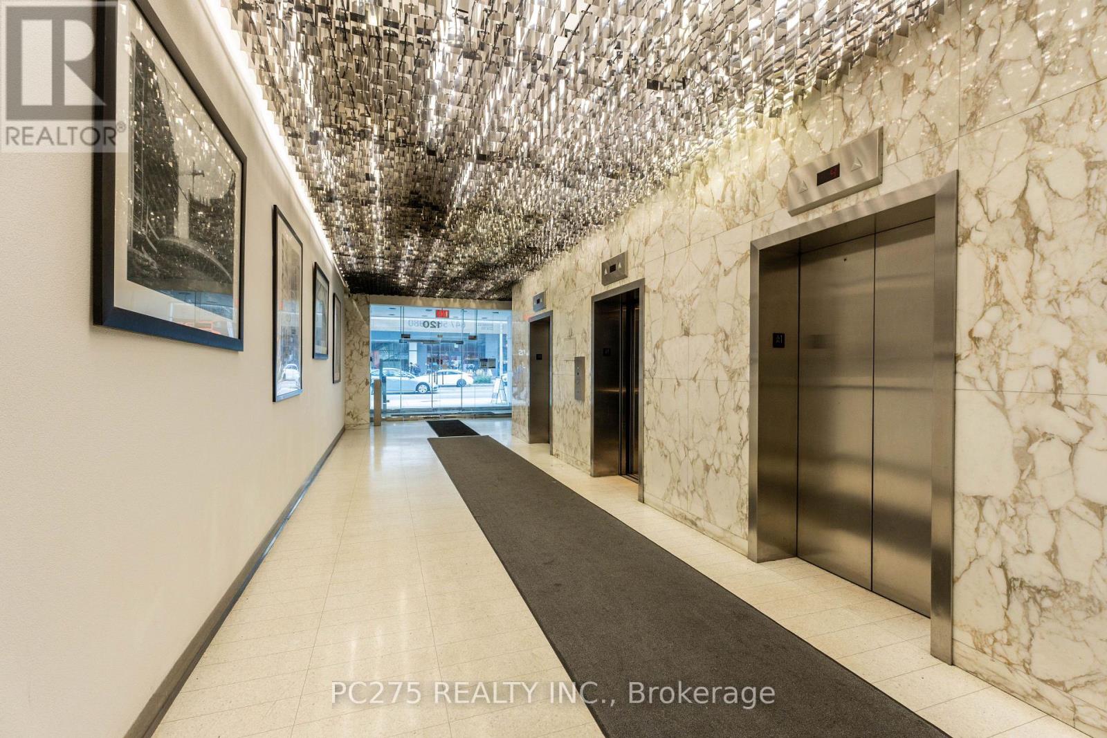 708 - 120 Eglinton Avenue E, Toronto, Ontario  M4P 1E2 - Photo 9 - C12409598