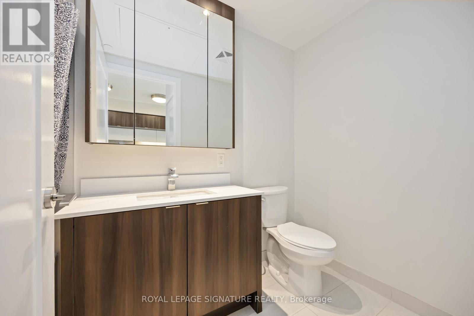 G Ph 29 - 1 Edgewater Drive, Toronto, Ontario  M5A 0L1 - Photo 15 - C12409717