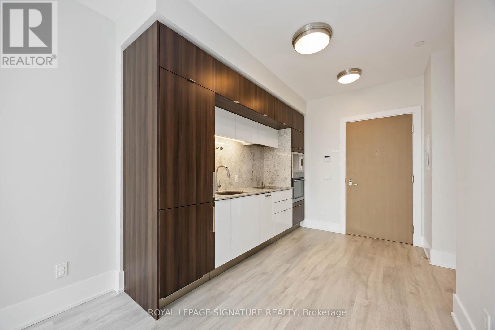G Ph 29 - 1 Edgewater Drive, Toronto, Ontario  M5A 0L1 - Photo 2 - C12409717