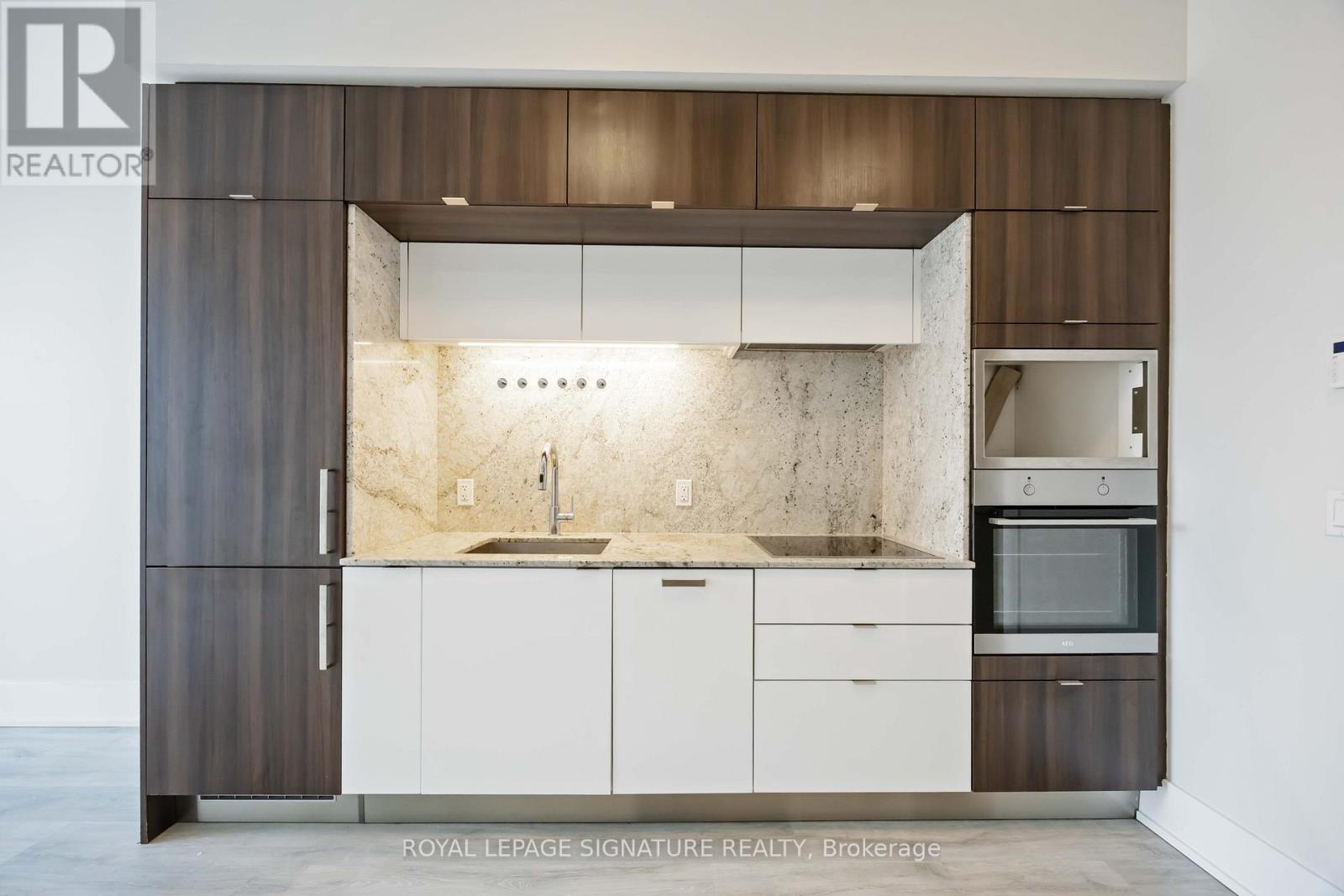 G Ph 29 - 1 Edgewater Drive, Toronto, Ontario  M5A 0L1 - Photo 3 - C12409717