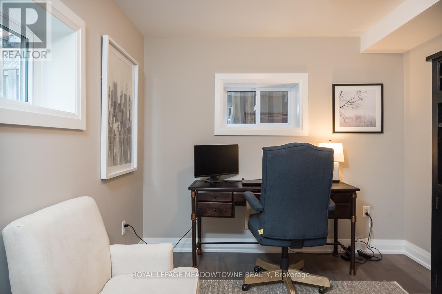 29 Barton Street, Milton, Ontario  L9T 1C7 - Photo 35 - W12409466