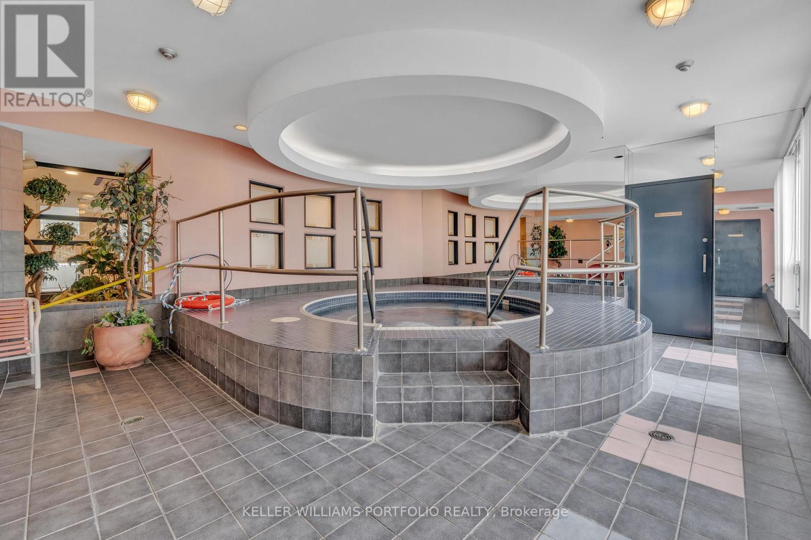 501 - 10 Laurelcrest Street, Brampton, Ontario  L6S 5Y3 - Photo 25 - W12409507